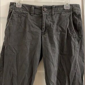 Men’s American Eagle Outfitters khaki Pants.